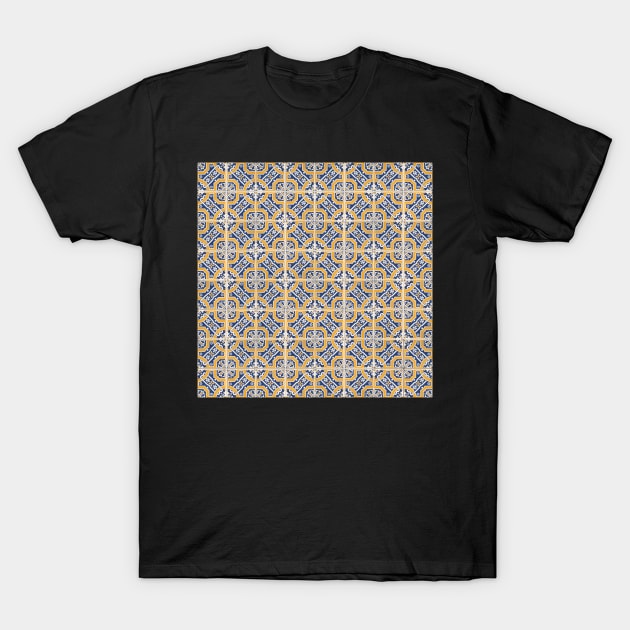 Seamless tile pattern T-Shirt by homydesign